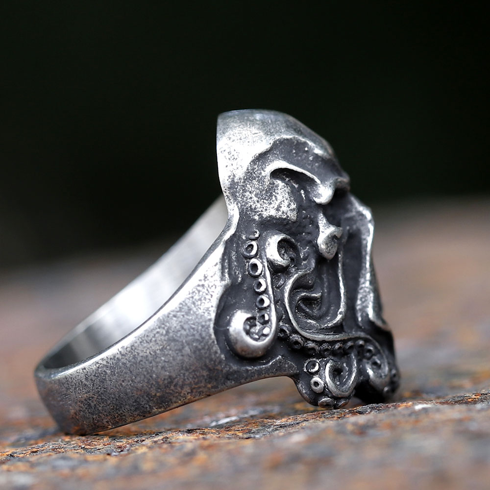 Side view highlighting the textured finish and individual tentacle suckers of the ring.